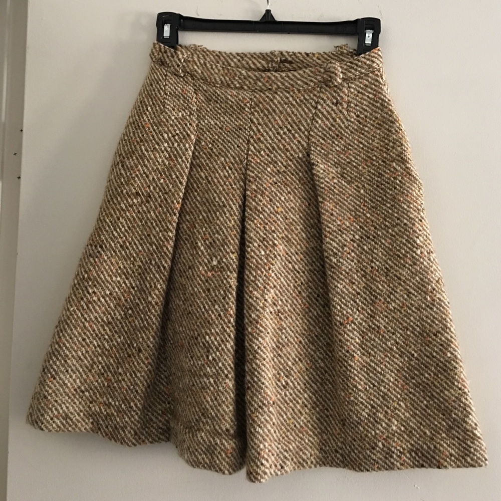 Vintage High-Waisted Tweed Skirt!