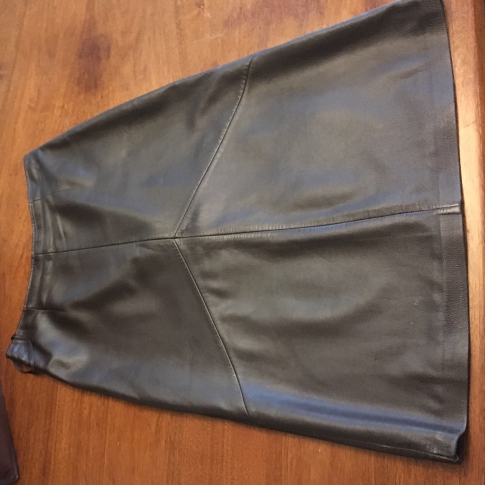 100% soft leather (dark brown) women's skirt