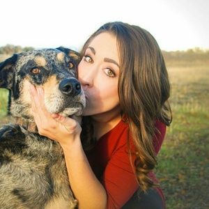 Meet your Posher, Carley