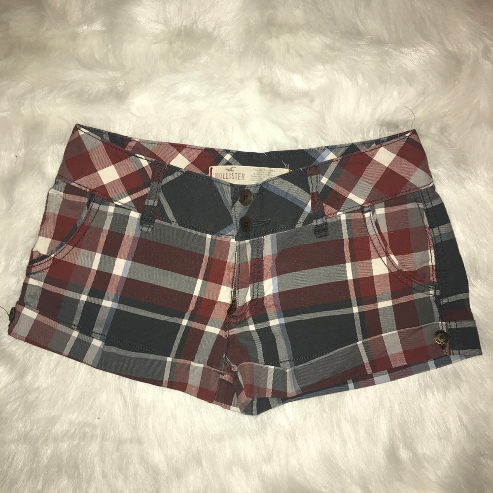 Hollister Low-Rise Plaid Shorts