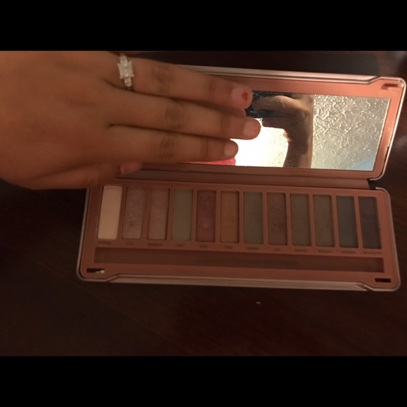 Naked 3 Palette - Picture 2 of 4