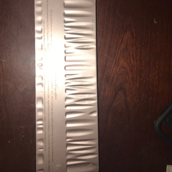 Naked 3 Palette - Picture 4 of 4