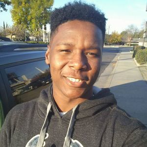 Meet your Posher, Adonnis