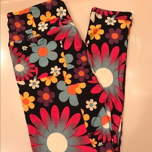 LuLaRoe OS leggings