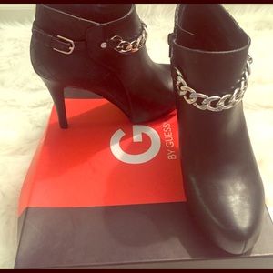 ⬇️SALE💲💲Guess ⛓Black Ankle Booots