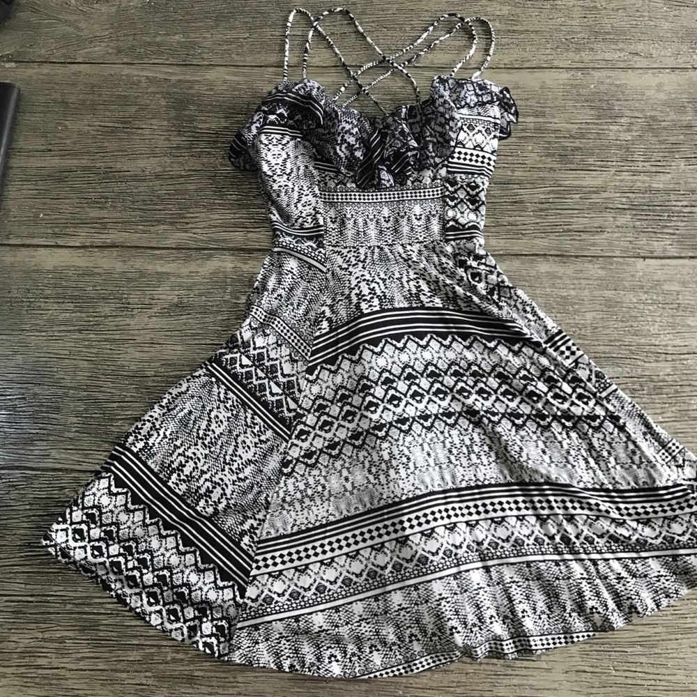 Jessica Simpson *NWT* Summer Dress 🌸🌺