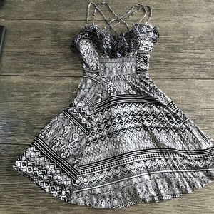 Jessica Simpson *NWT* Summer Dress 🌸🌺