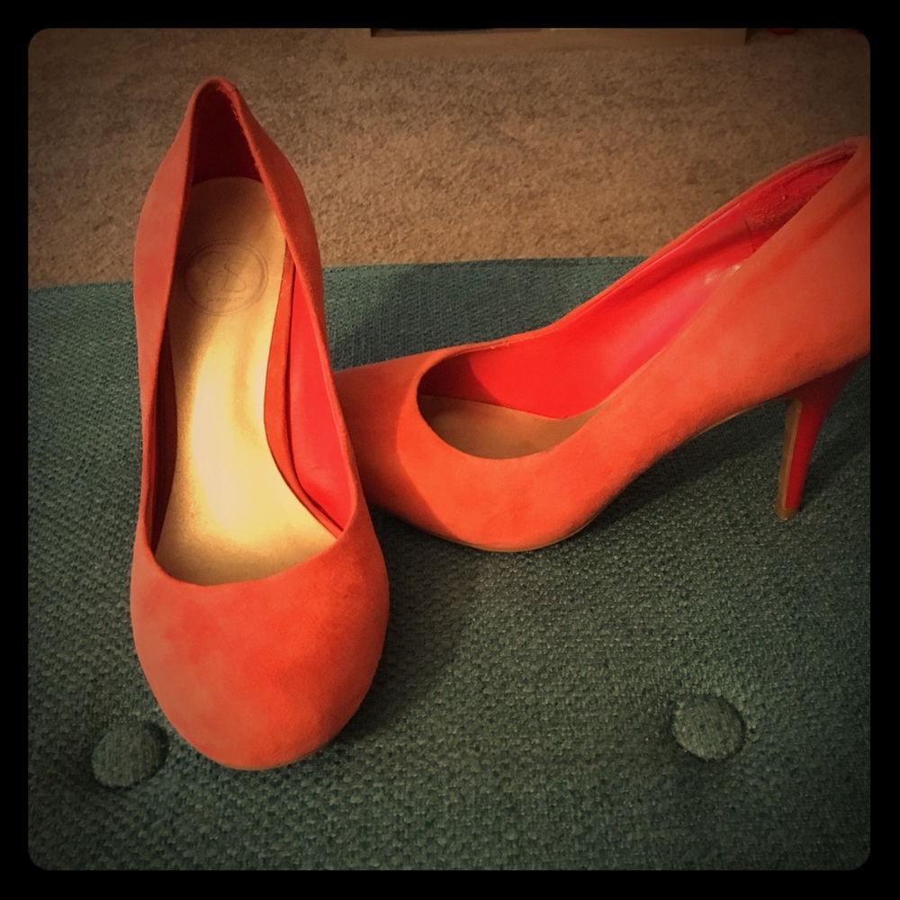 Coral Jessica Simpson heels