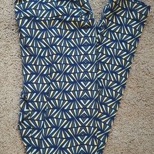OS LulaRoe Leggings