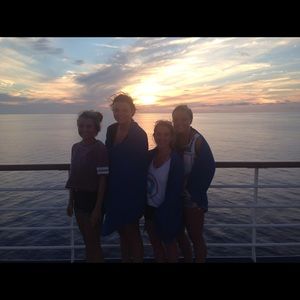 Meet your Posher, Allison