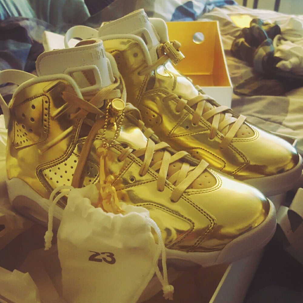 Air Jordan 6 Retro Pinnacle
