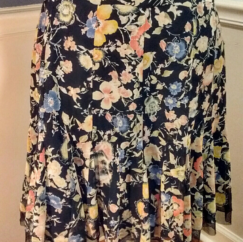 Uniform Petite John Paul Harris Floral Skirt