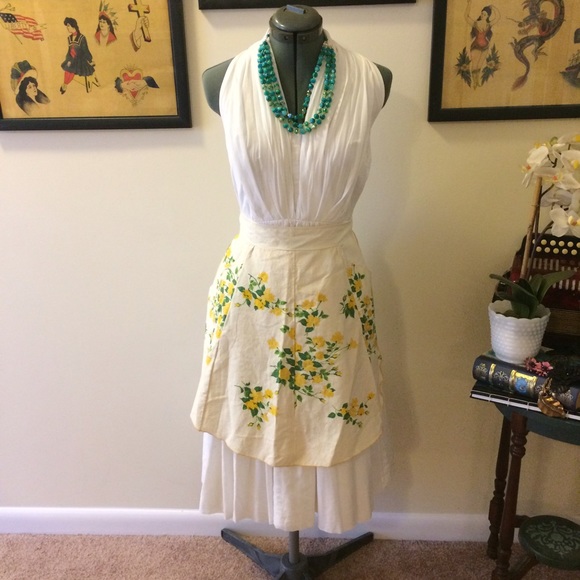 🖤Vintage🖤 floral apron - Picture 2 of 2