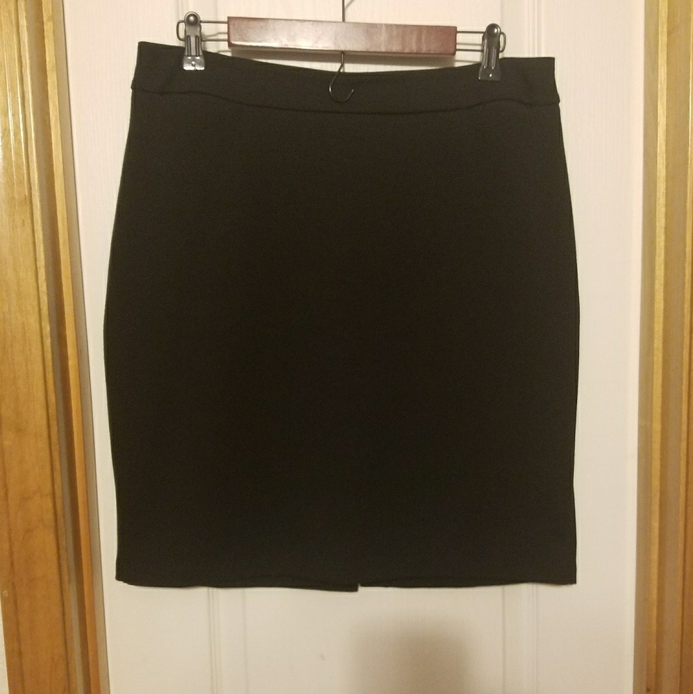 New York & Company black stretch skirt