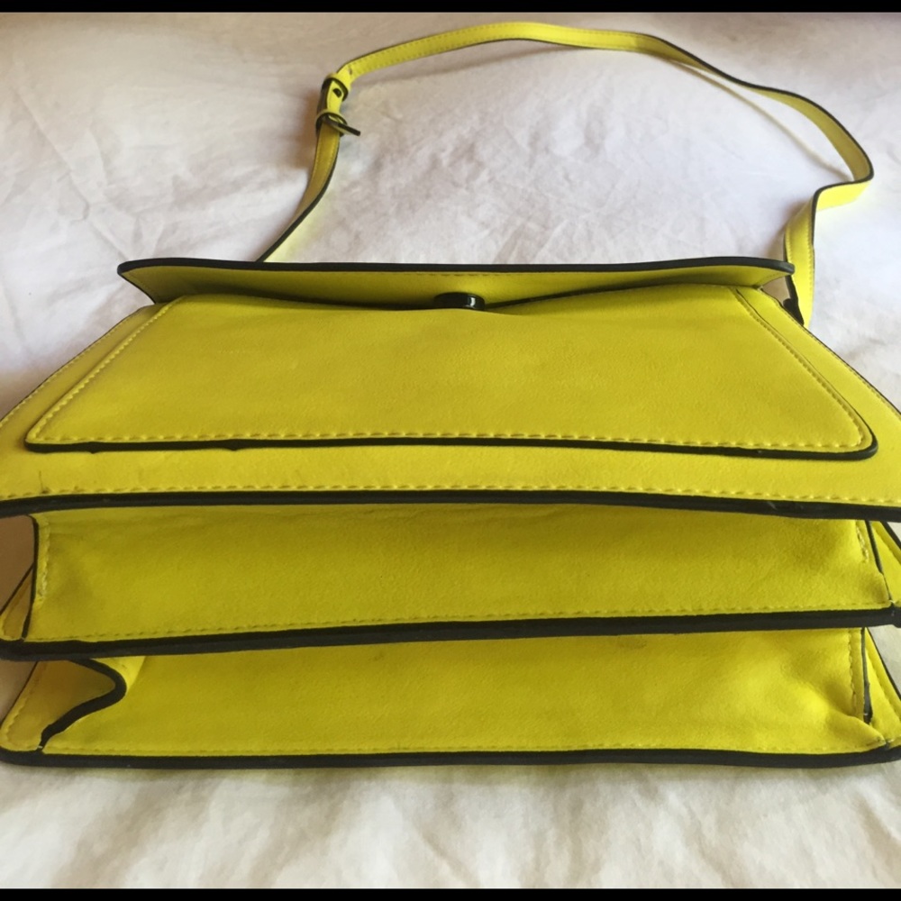 Neon yellow Zara satchel side bag - Picture 5 of 5