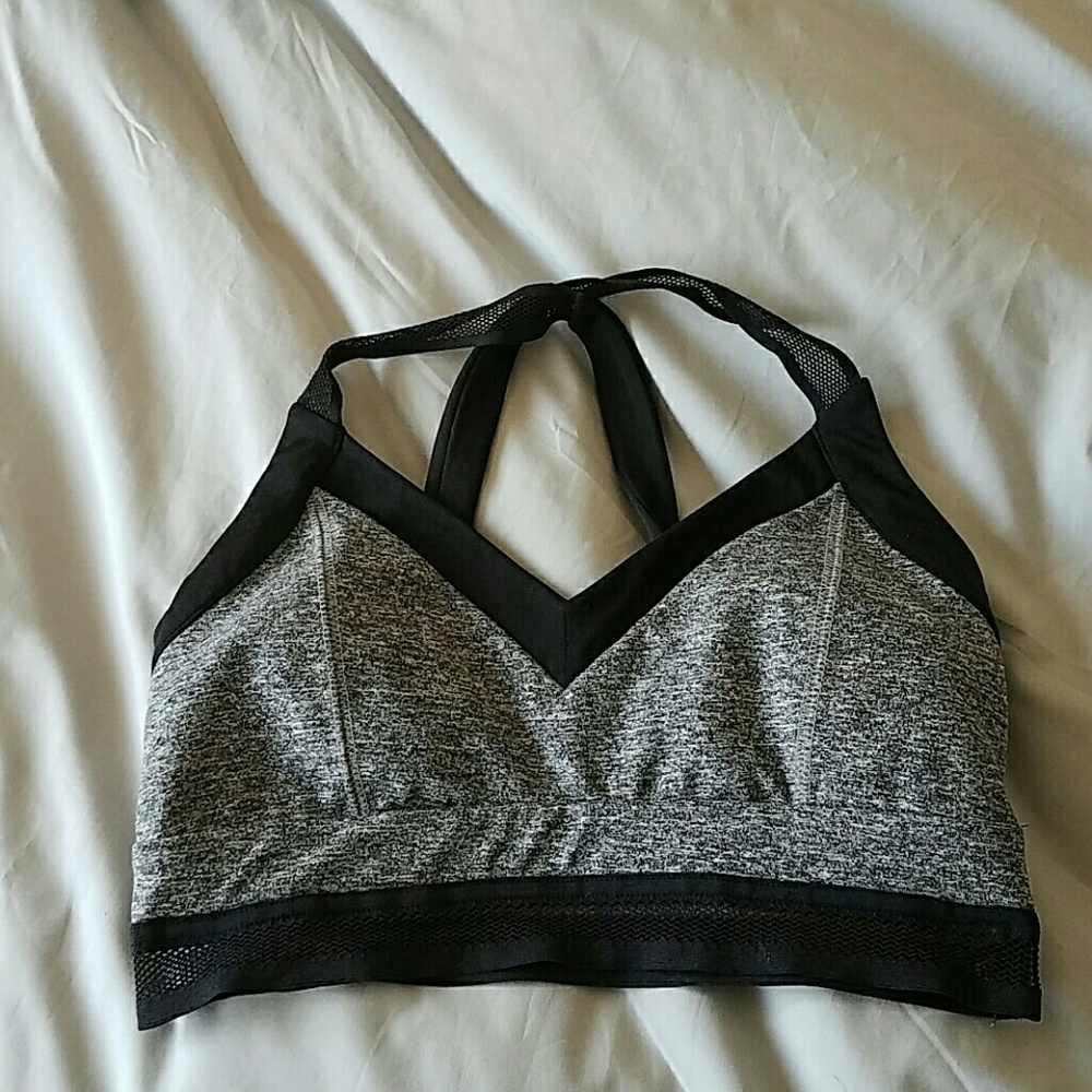 Forever 21 Mesh Detail Sports Bra, Large