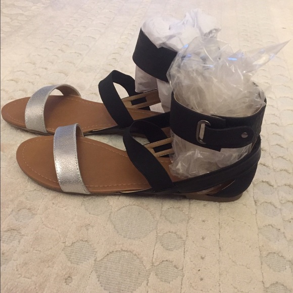 Cute Black & Silver Sandals (Size 10) - Picture 3 of 4