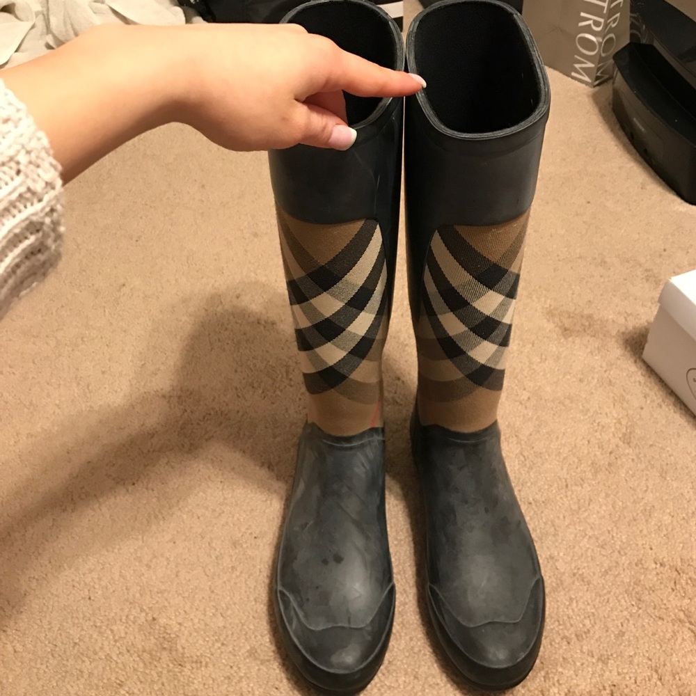 Authentic Burberry rain boots
