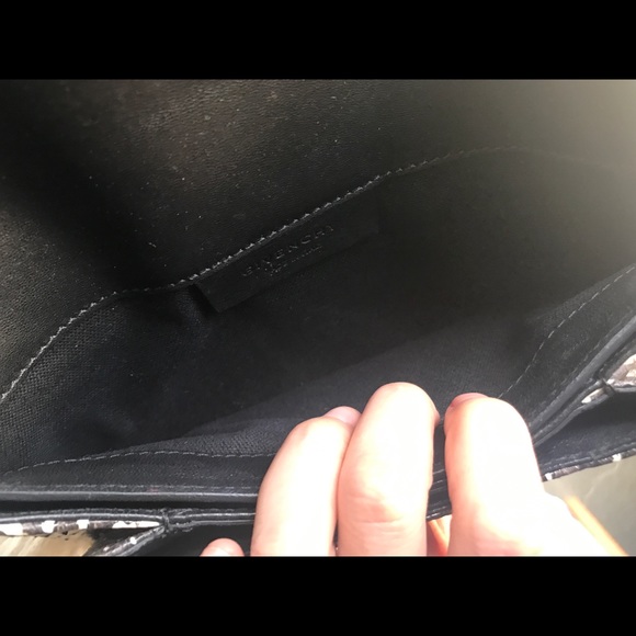 Givenchy Black Python Antigona Envelope Clutch Givenchy | TLC Givenchy Antigona Python Envelope Clutch Small