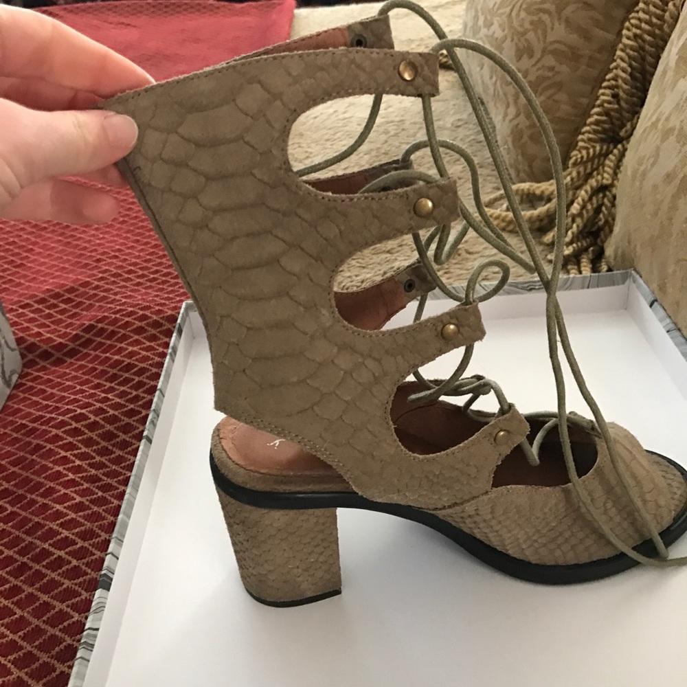 Jeffrey Campbell X Free People Limited Edition.