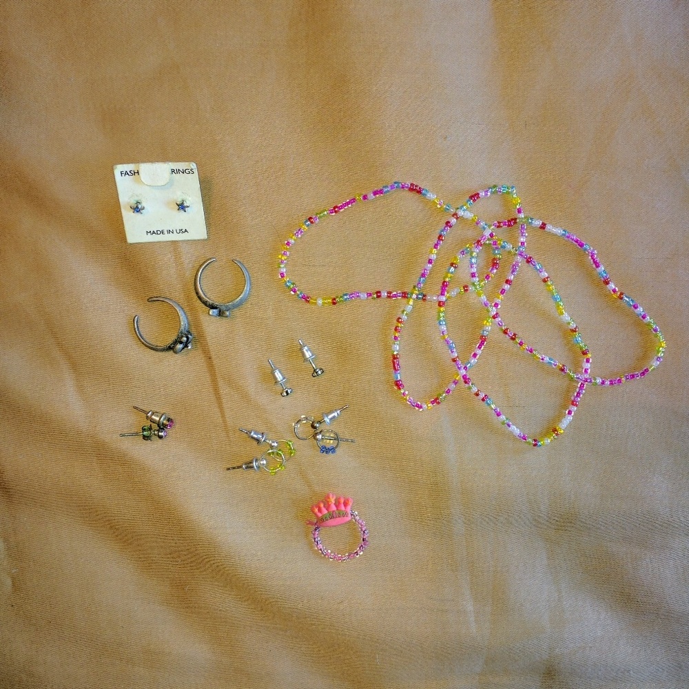 Childrens mixed jewelry bundle