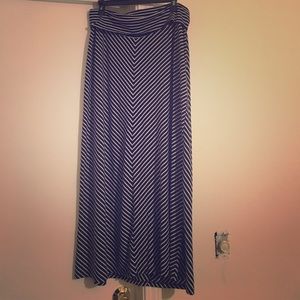 Maternity maxi skirt
