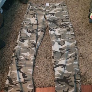Camo pants