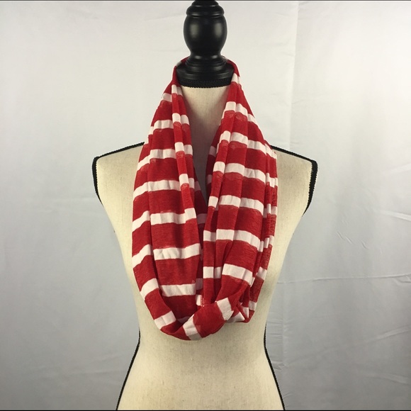 Accessories - Red & white infinity scarf