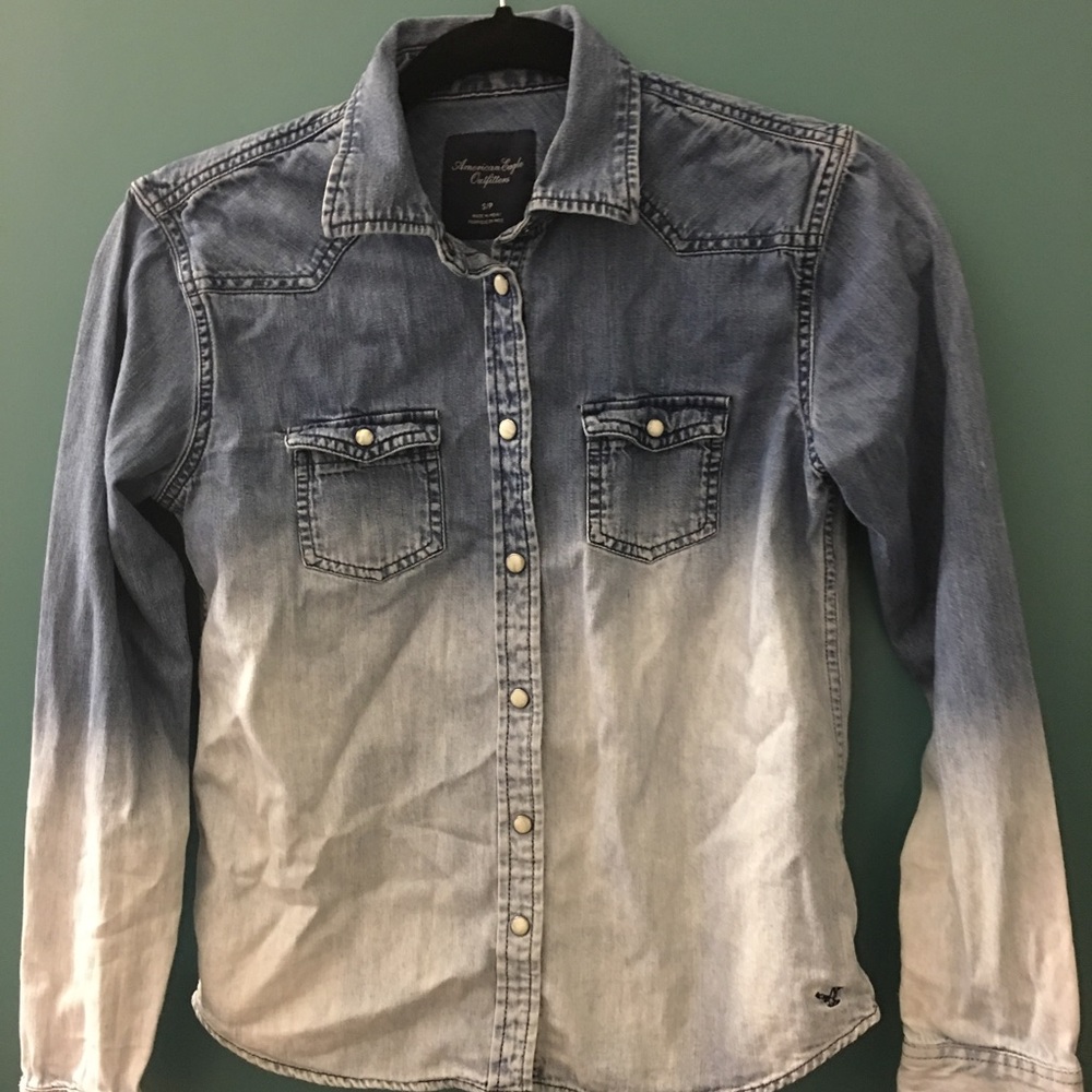 AMERICAN EAGLE jean shirt