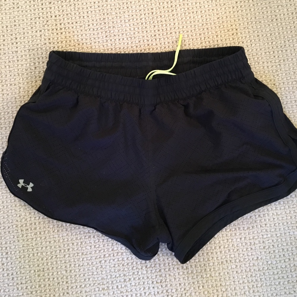 UNDER ARMOUR running shorts