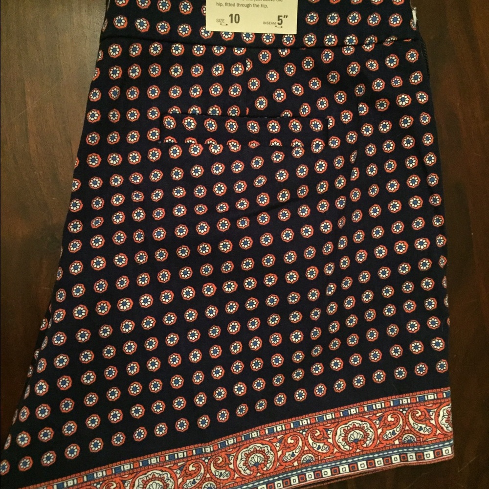 JCrew 5" printed chino shorts
