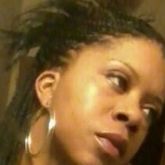 Meet your Posher, Crystal - Picture 1 of 1