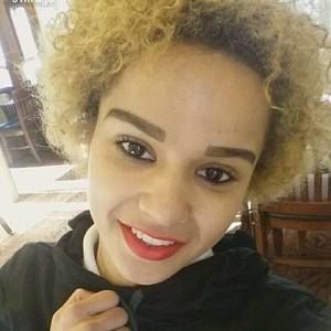 Meet your Posher, Ava