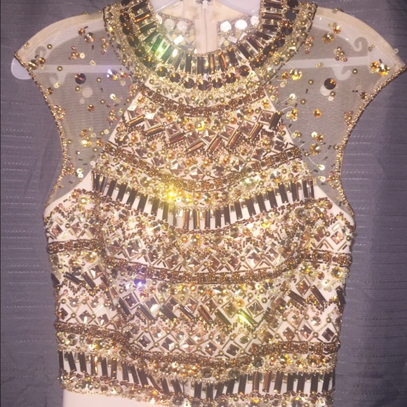 Mori Lee Prom Dress - Picture 2 of 5