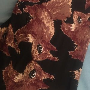 Adorable squirrel lularoe TC leggings