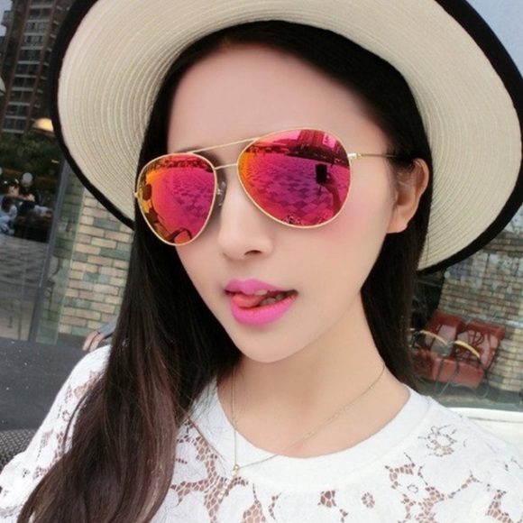 S🚫LD Fashion Sunglasses 😎 - Picture 1 of 1