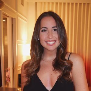 Meet your Posher, Danielle