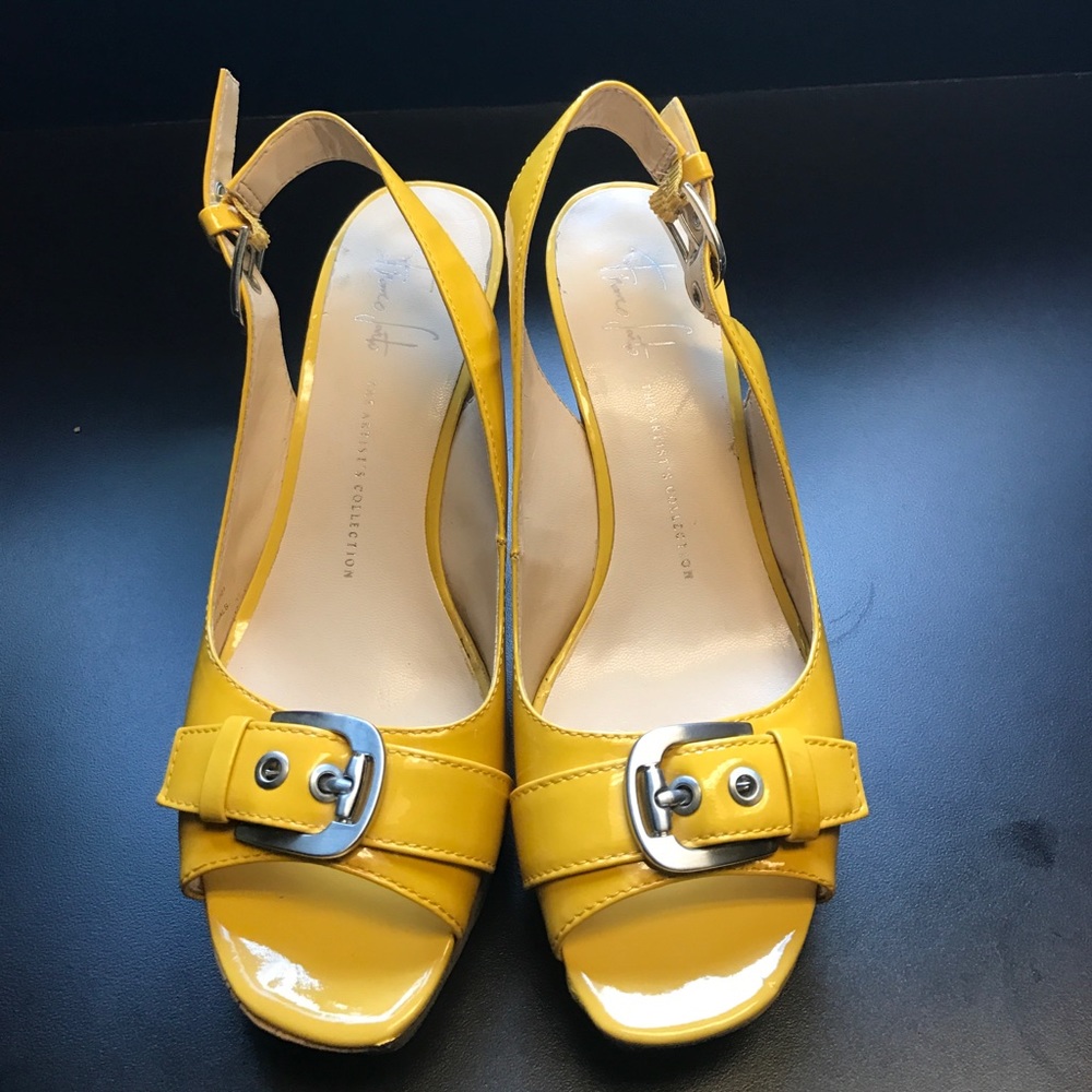 Franco Sarto / the artist collection yellow wedges