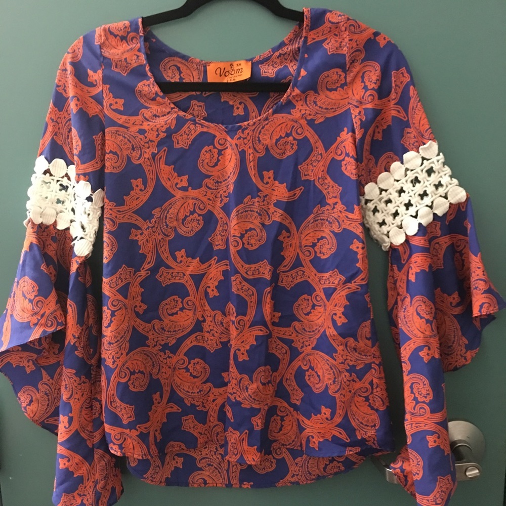 Flowy arm shirt