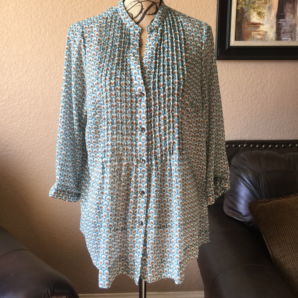 Turquoise/tan blouse