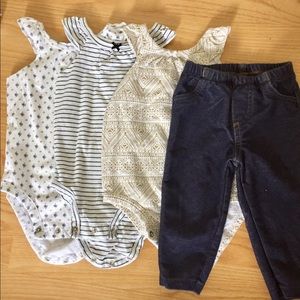 Carter's 9 months black and gold set. 4 pieces