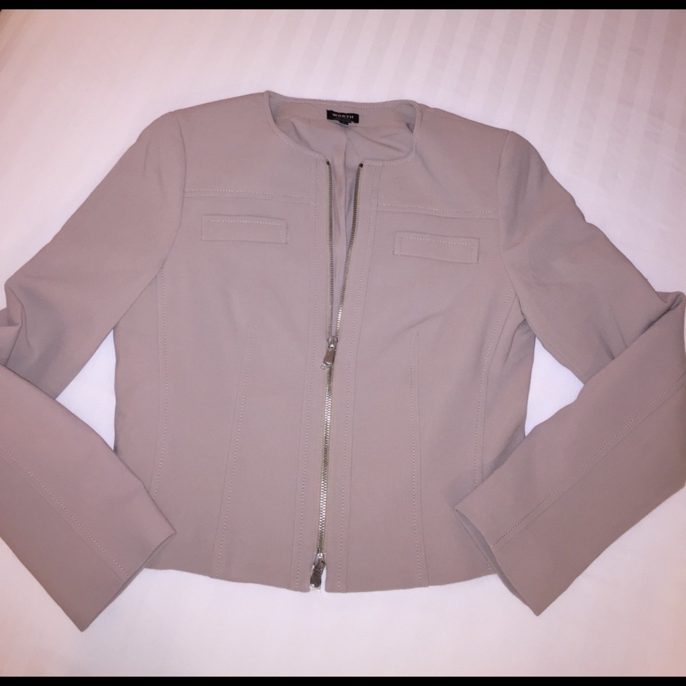 Worth New York size 8. NWOT