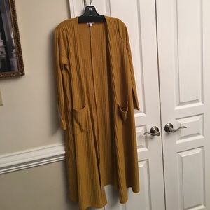 Lularoe Sarah sweater