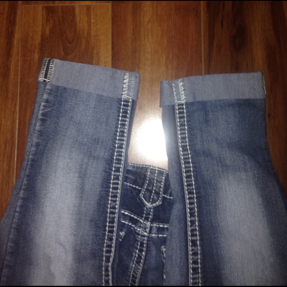 Capris - Picture 5 of 5