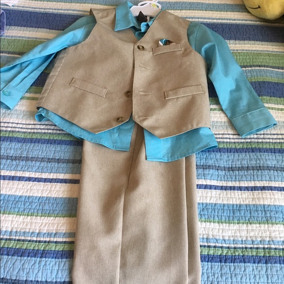 Dockers Other - Tan and Turquise Easter suit by Dockers