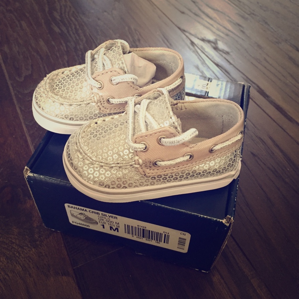 ❤️SOLD❤️BRAND NEW with Box Sperry