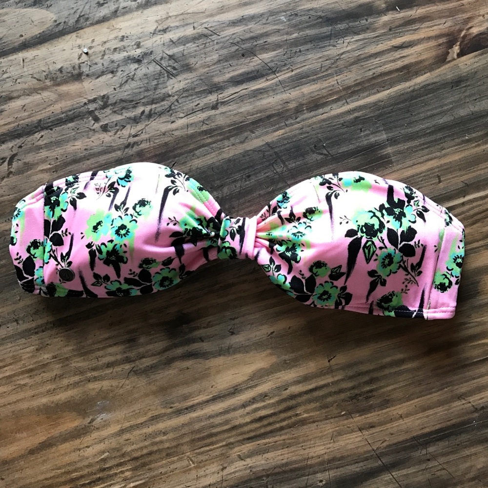 Volcom floral bandeau