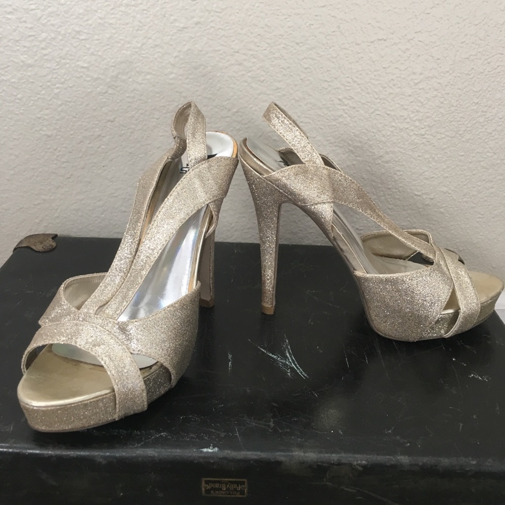 Gold glitter heels