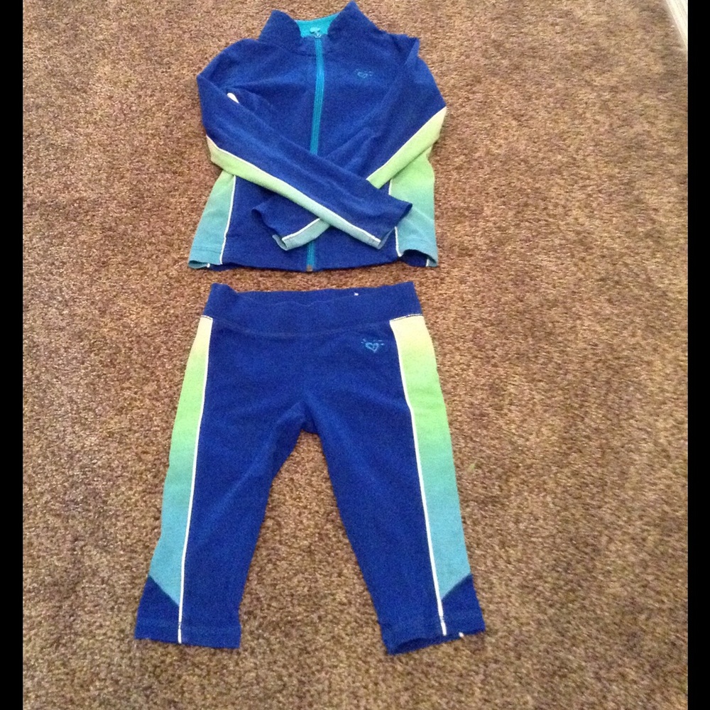 Zip up sweatshirt w/ leggings