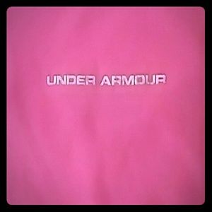 Pink womens small/med under armour heatgear shirt